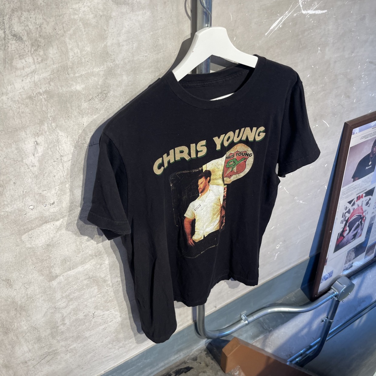 「CHRIS YOUNG」Artist T-shirts