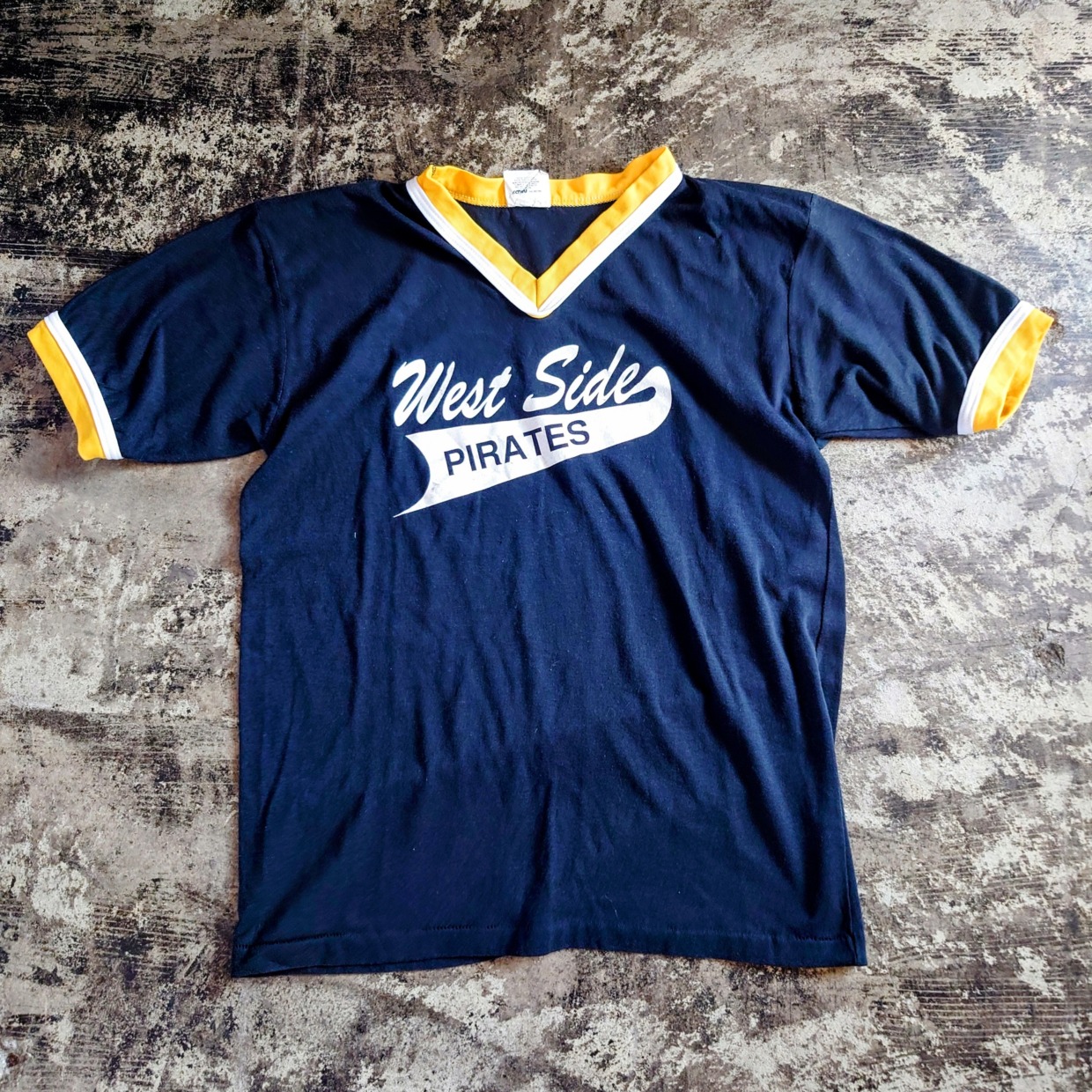 DONALLESO ATHLETIC　VネックTシャツ　M　 #和歌山古着