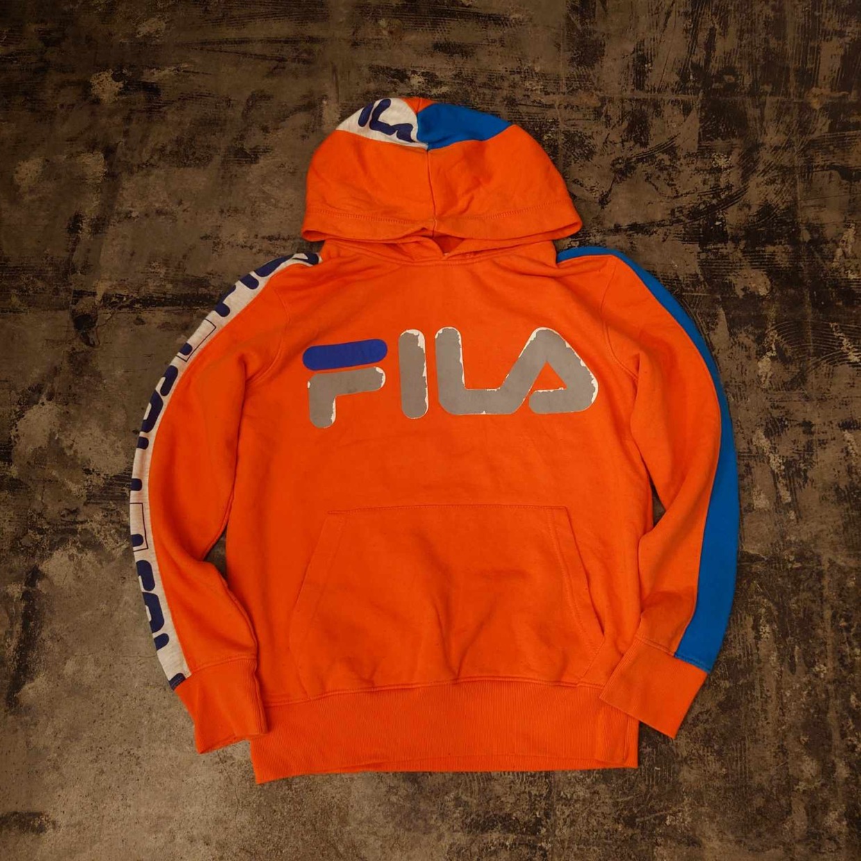 FILA ビッグロゴ プルオーバーパーカー　＃和歌山古着